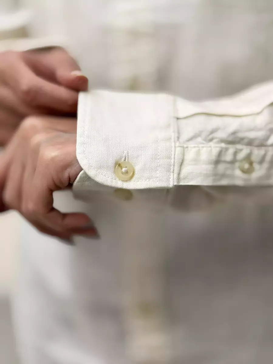 شومیز شیری یقه دار