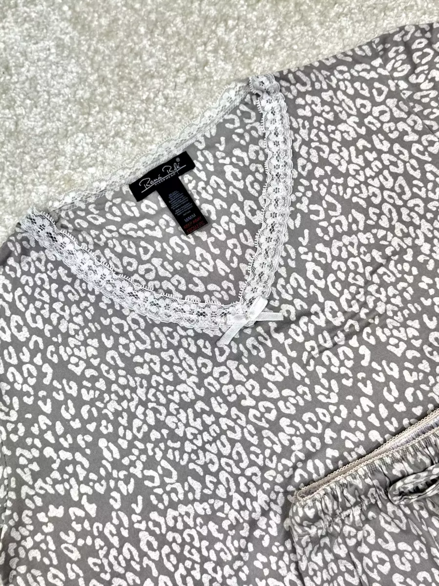 ست تیشرت شلوارک طوسی پلنگی (گیپور سفید)