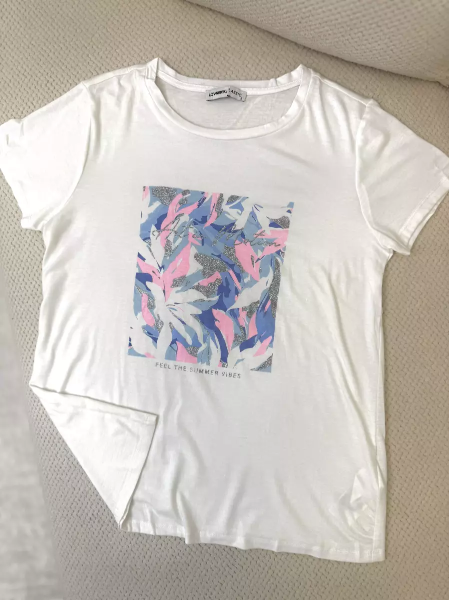 تیشرت سفید نقره کوب(lc)