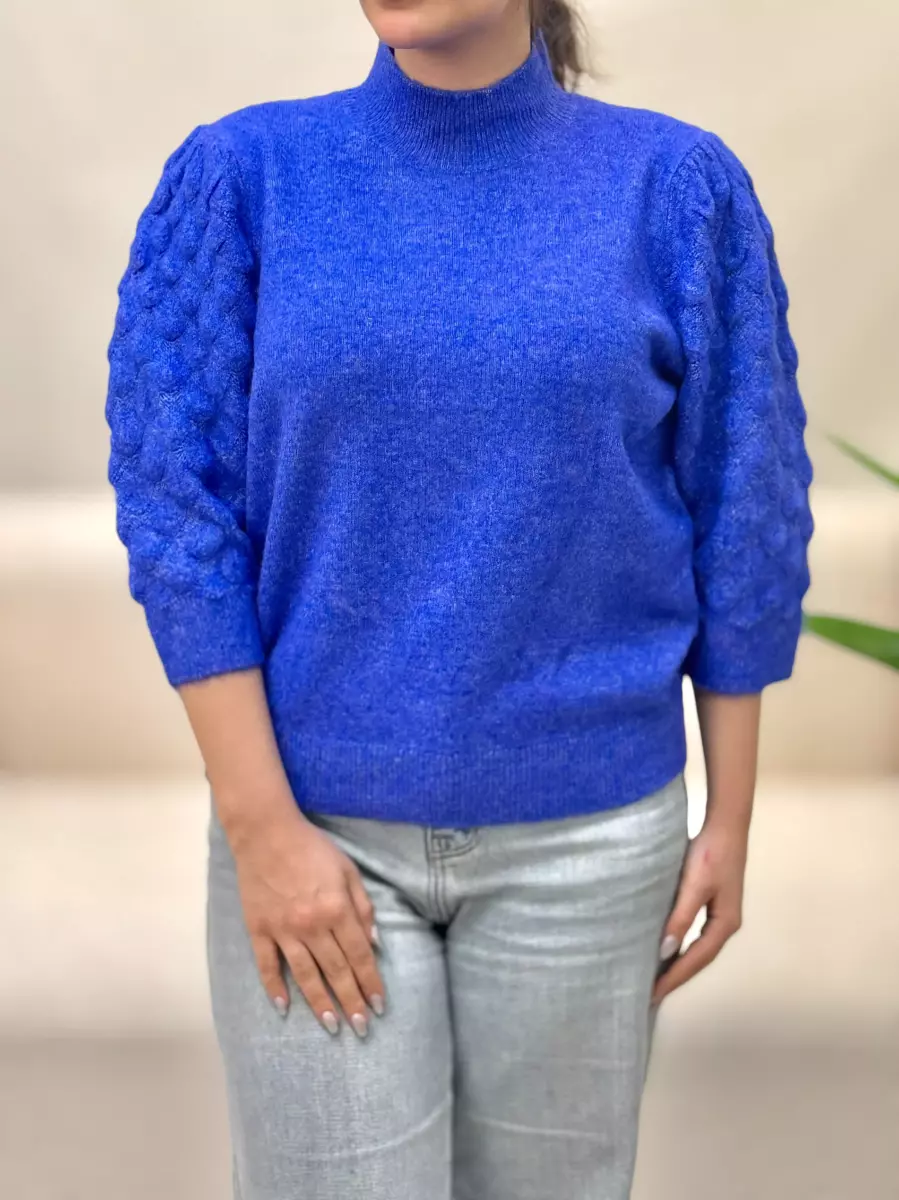 بافت آبی و کرم only