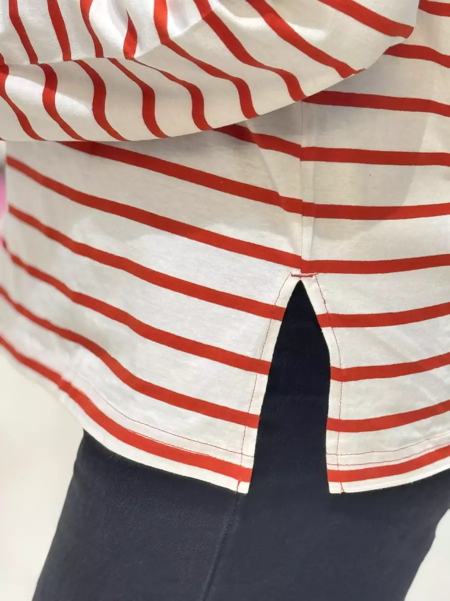 بلوز آستین بلند h&m (قرمز/مشکی)