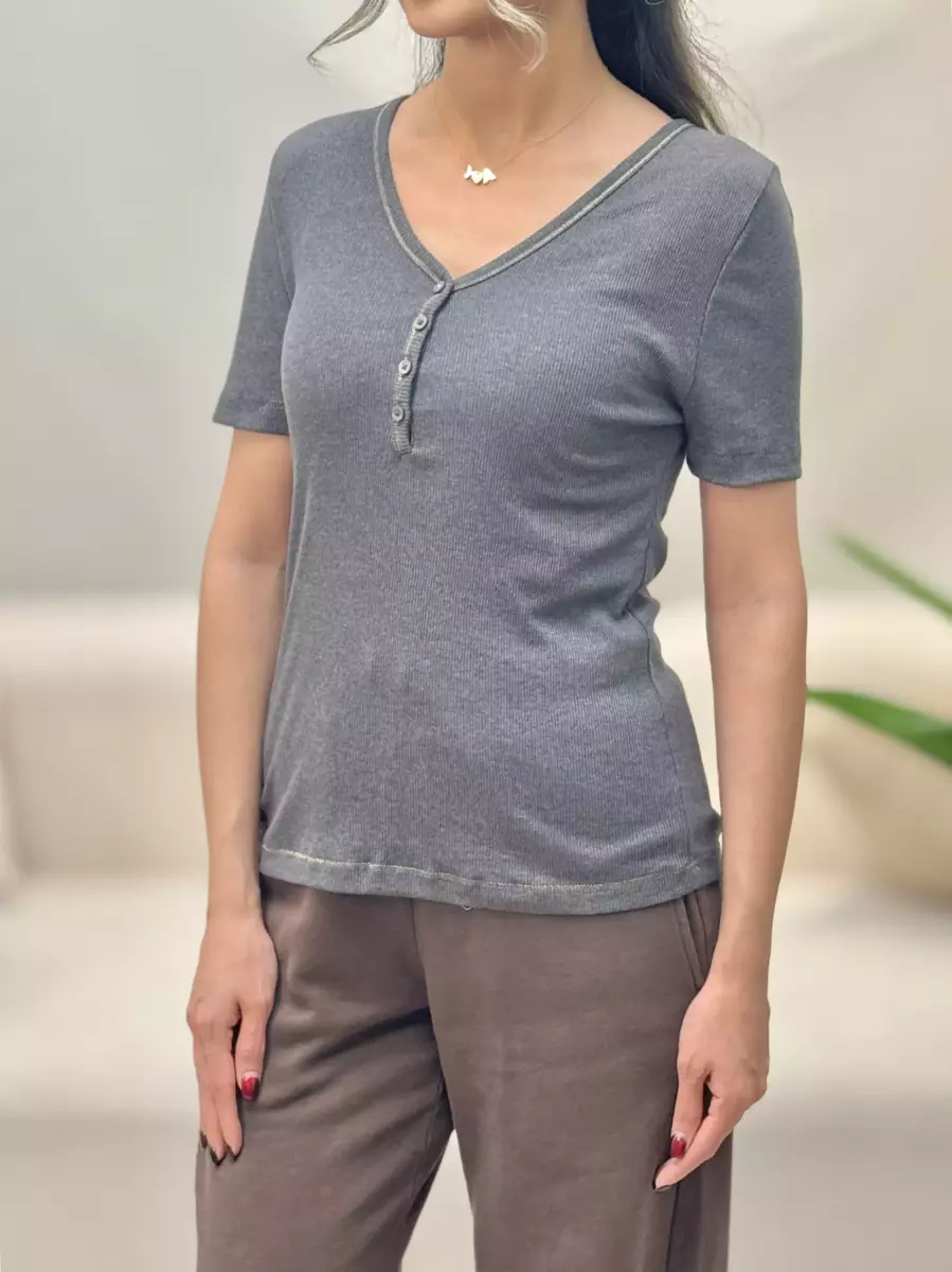 تیشرت آستین کوتاه زری دار کبریتی