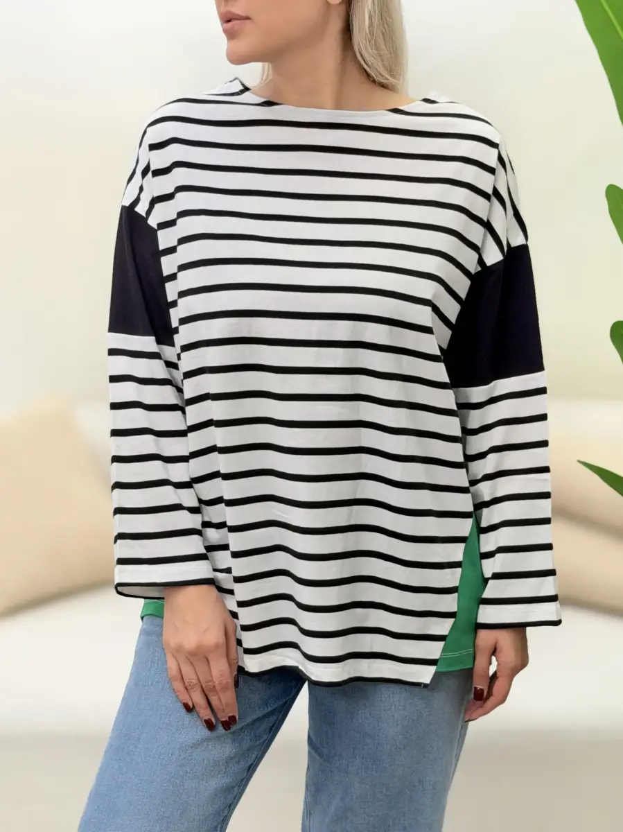 تیشرت راه راه قواره دار american holic