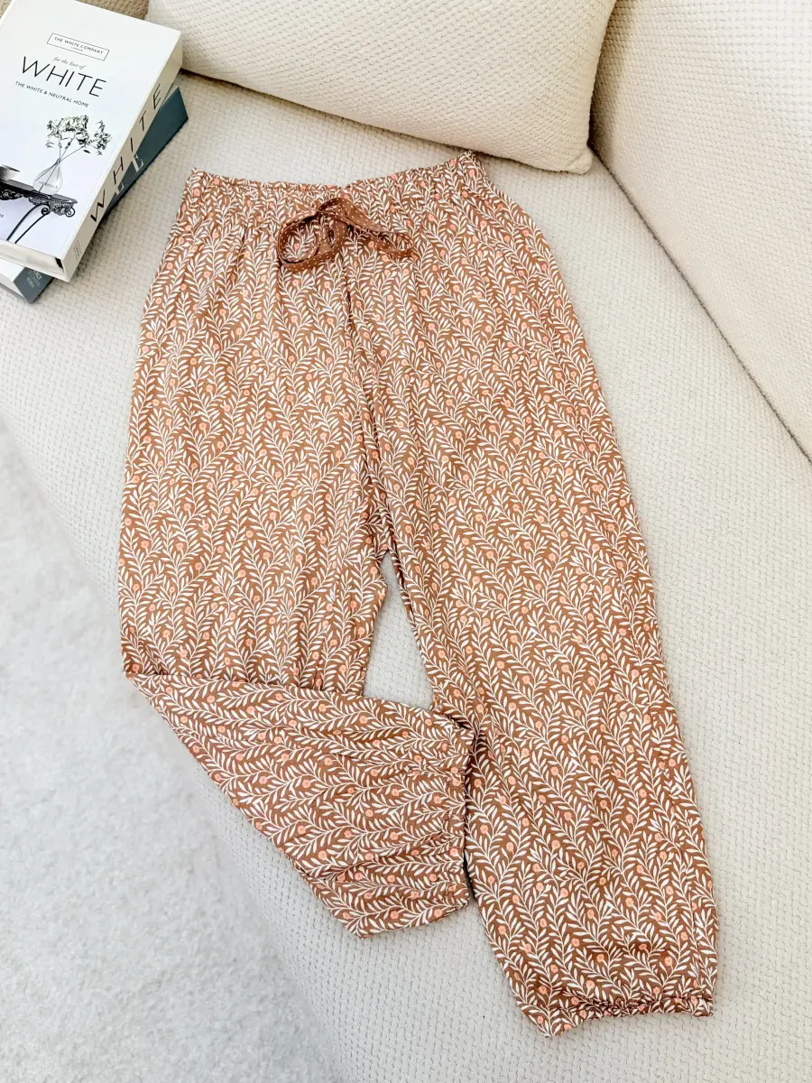شلوار راحتی (قهوه ای گلدار)