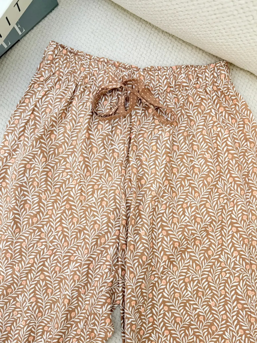 شلوار راحتی (قهوه ای گلدار)