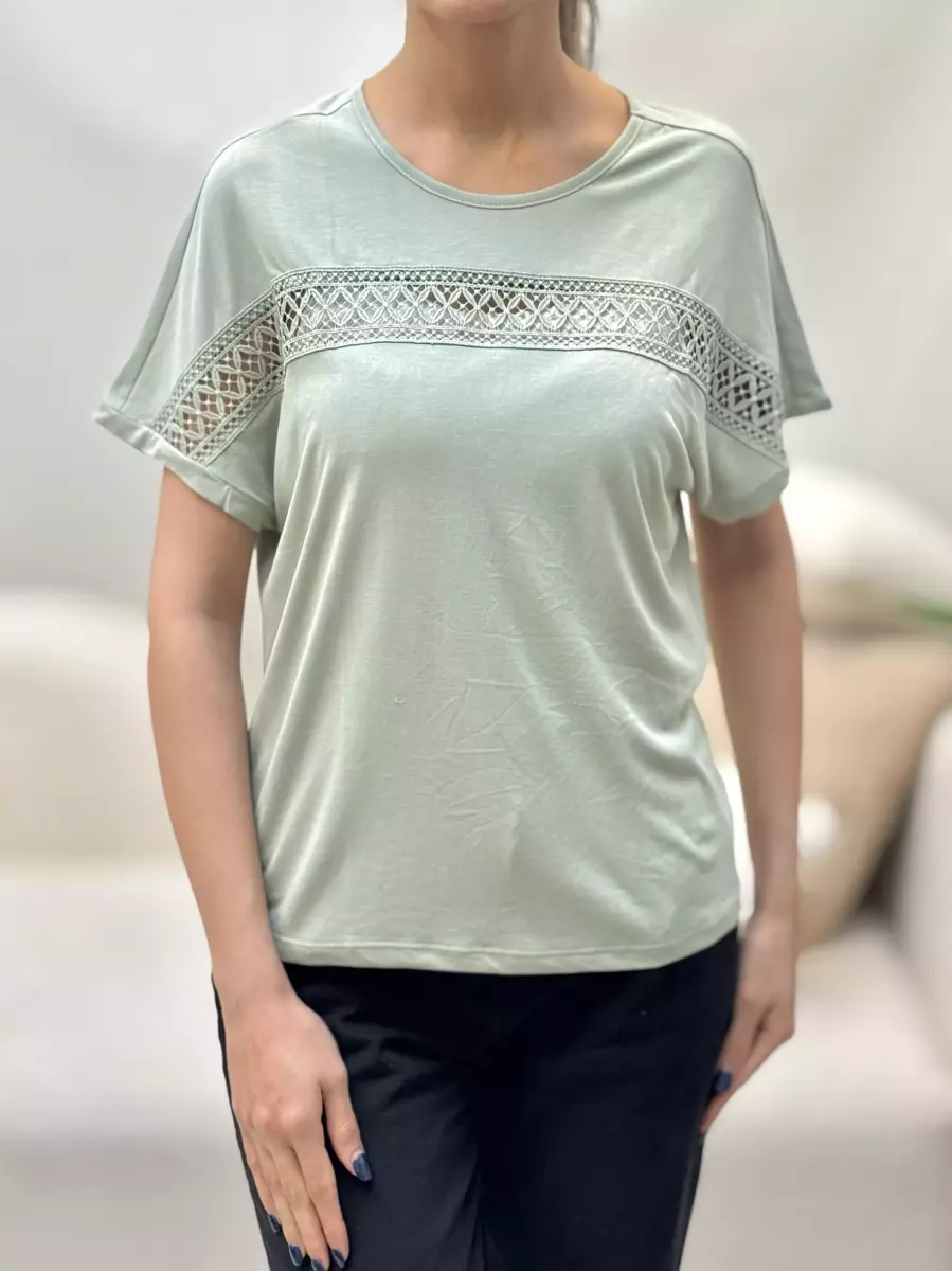 تیشرت گلدوزی شده only