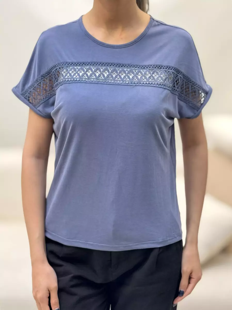 تیشرت گلدوزی شده only