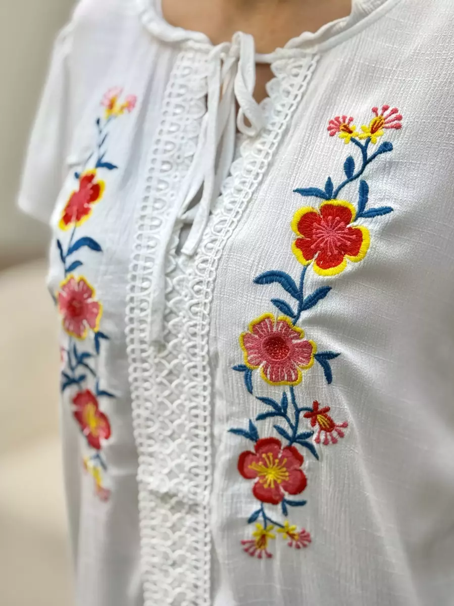 شومیز سفید گلدوزی