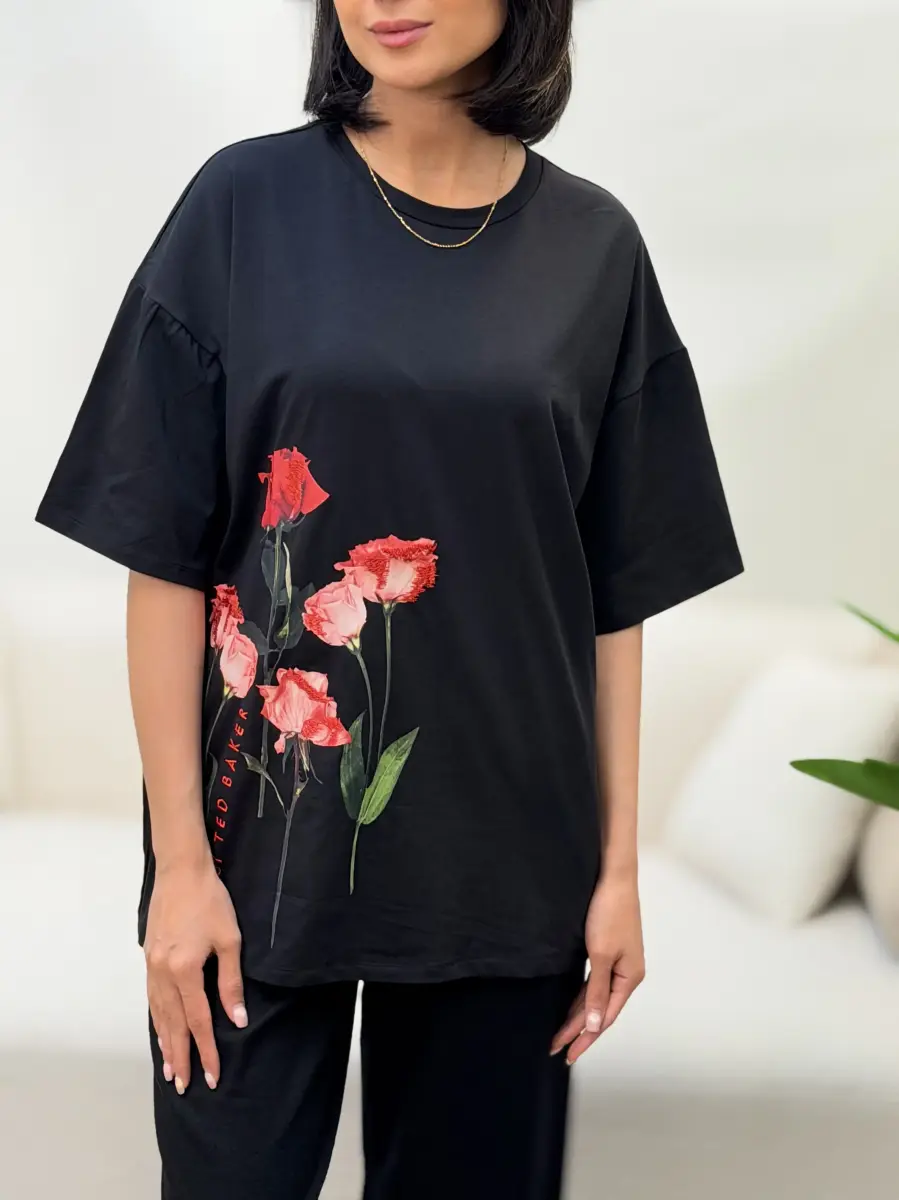 تیشرت مشکی گلدوزی ted baker