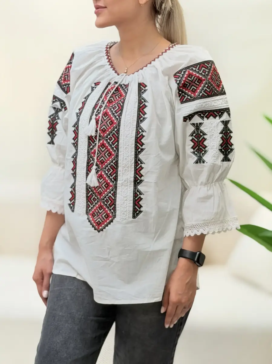 شومیز لینن سفید گلدوزی (2طرح)