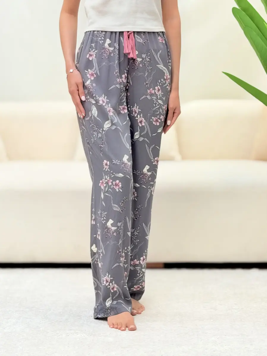 شلوار طوسی گل دار حراجی