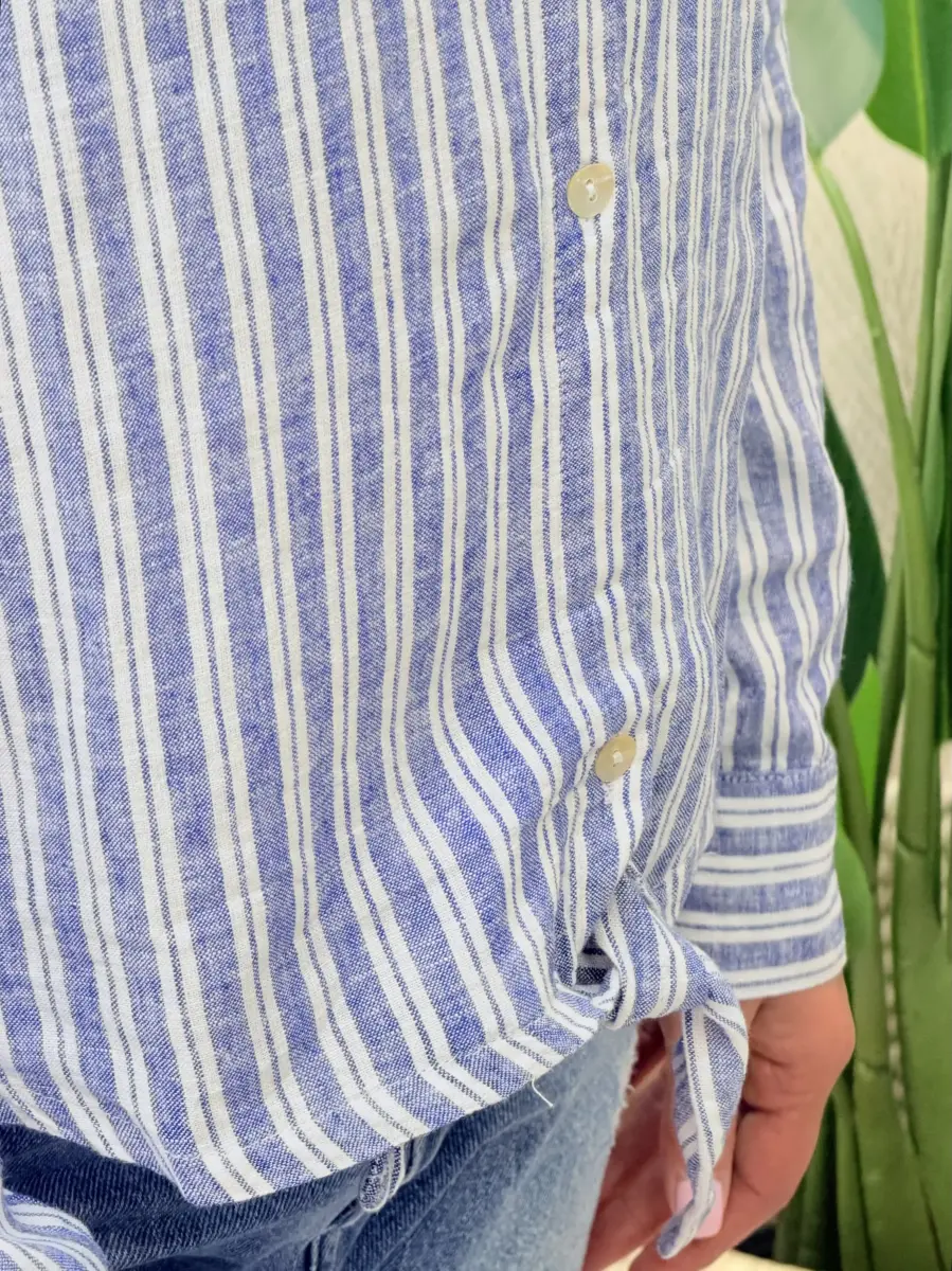 شومیز لینن راه راه آبی جلو گره
