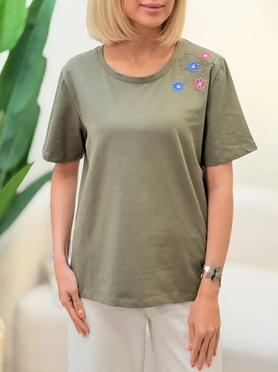 تیشرت گلدوزی young