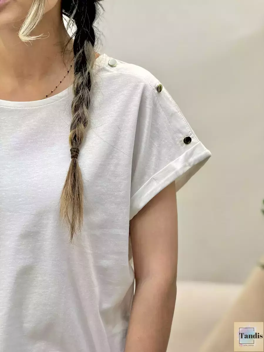 تیشرت سرشانه دکمه ساده