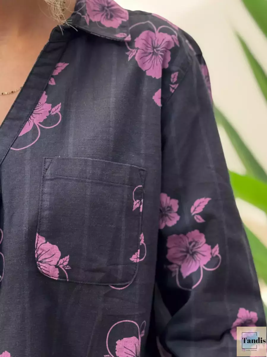 شومیز یقه هفت طرح گل بنفش