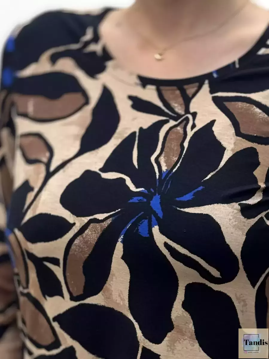 تیشرت آستین بلند مشکی طرحدار کرم