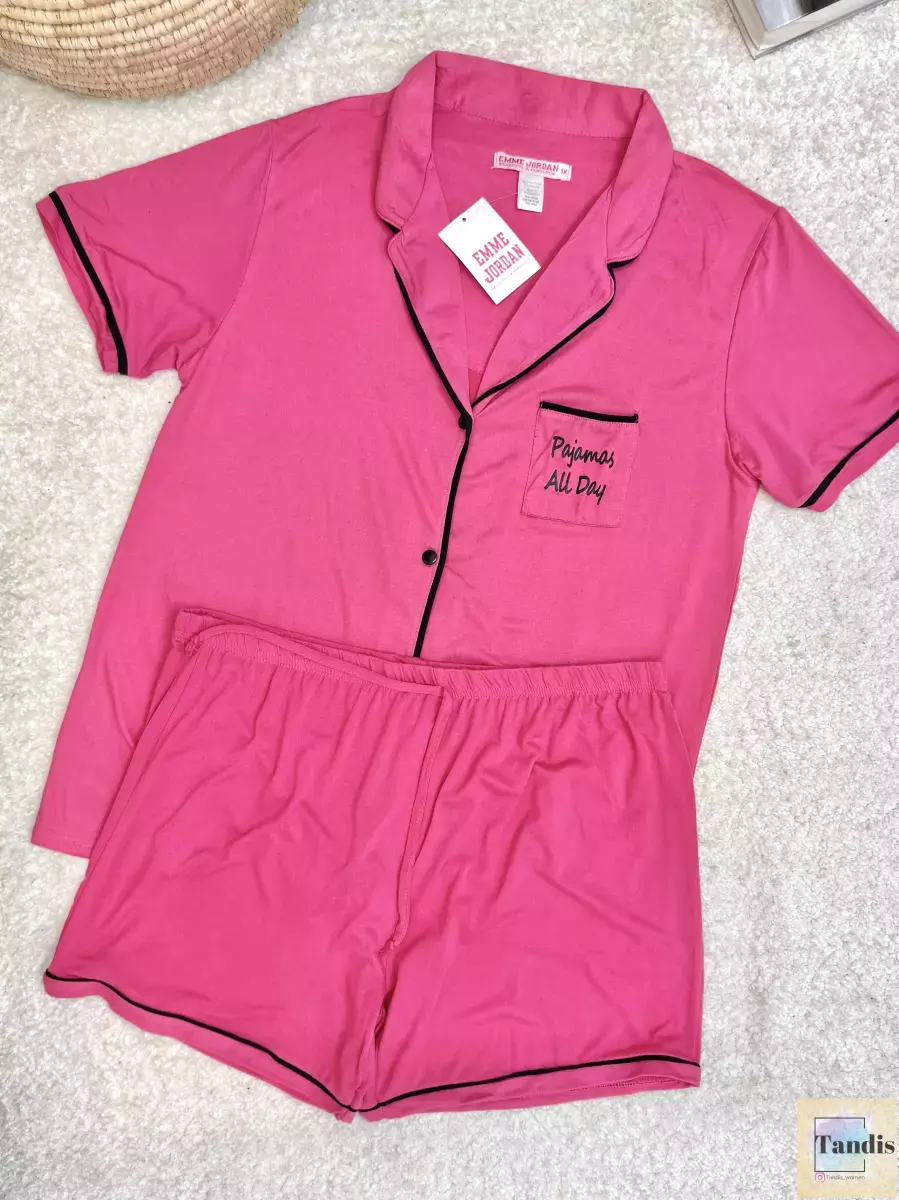 ست تیشرت شلوارک جلو دکمه طرحدار