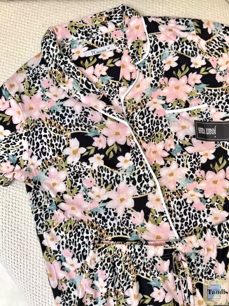 ست تیشرت شلوارک جلو دکمه طرحدار