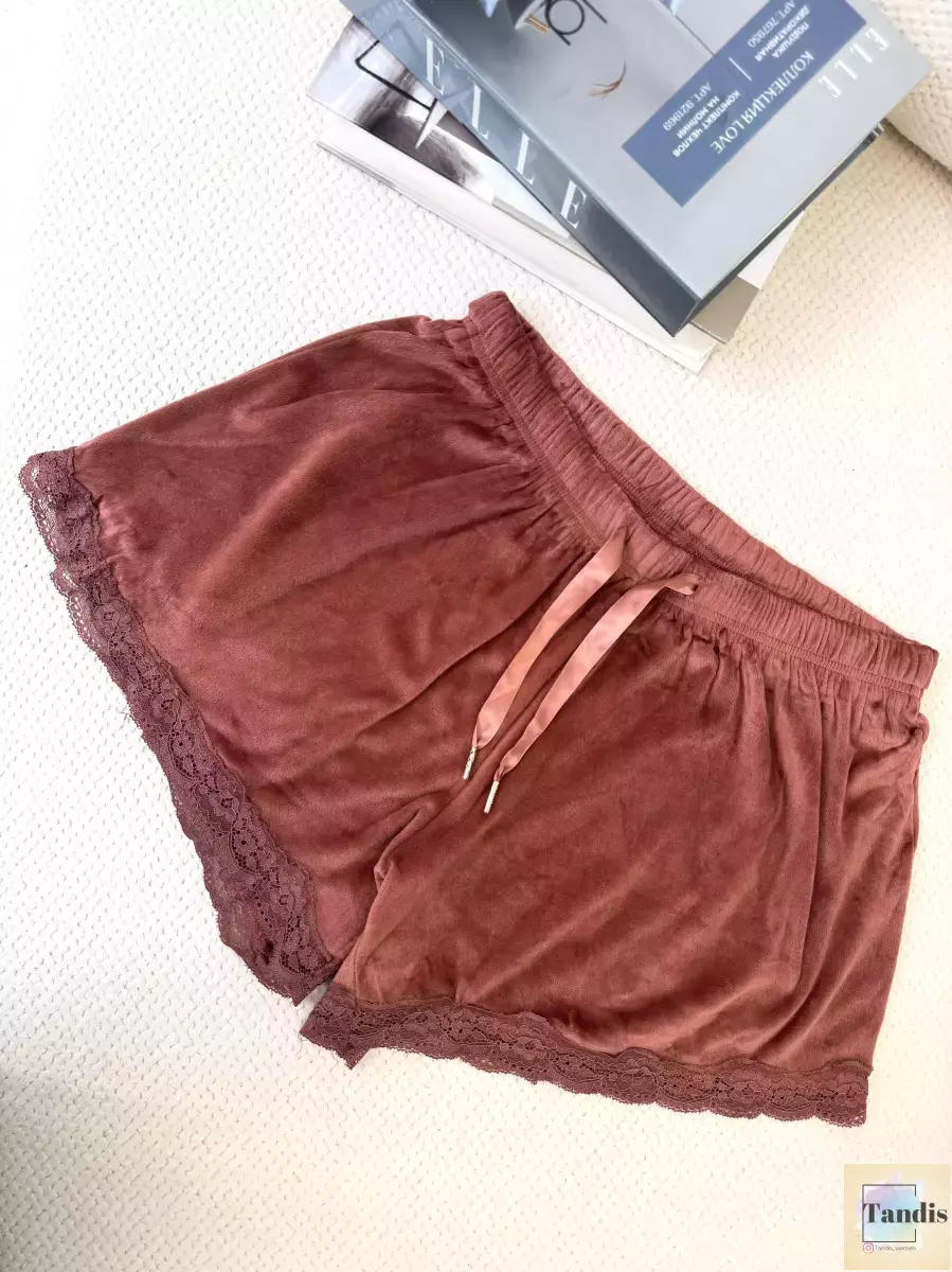 شلوارک مخمل چیکوری