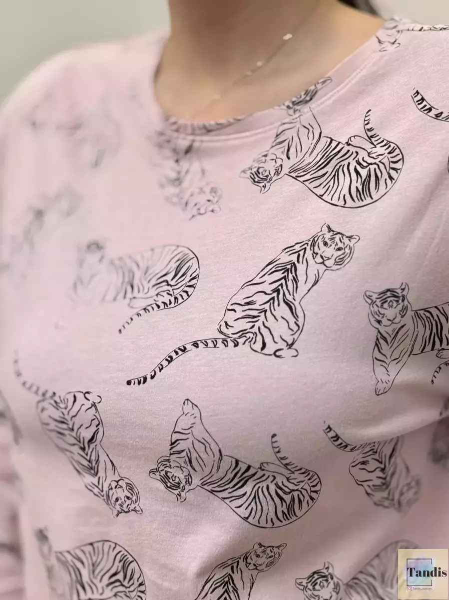 تیشرت طرح ببر m&s(مشکی-صورتی)