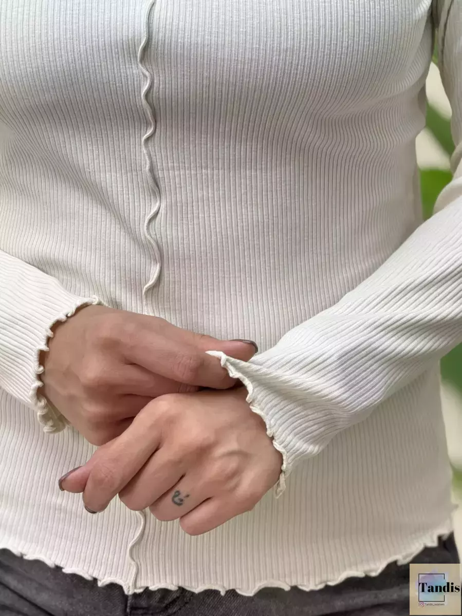 بلوز یقه اسکی کبریتی مدل دار(3 رنگ)