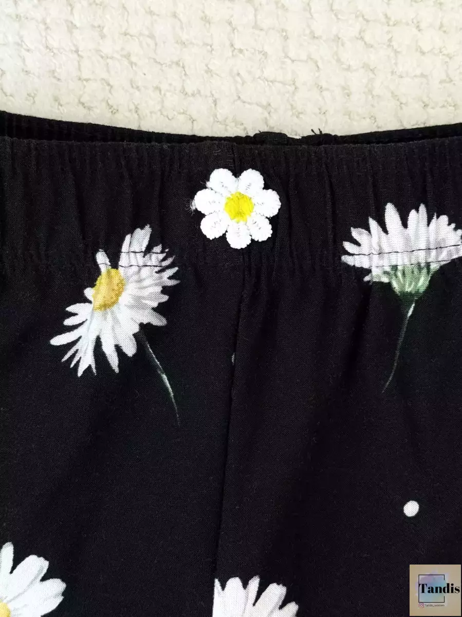 شلوارک مشکی طرح بابونه