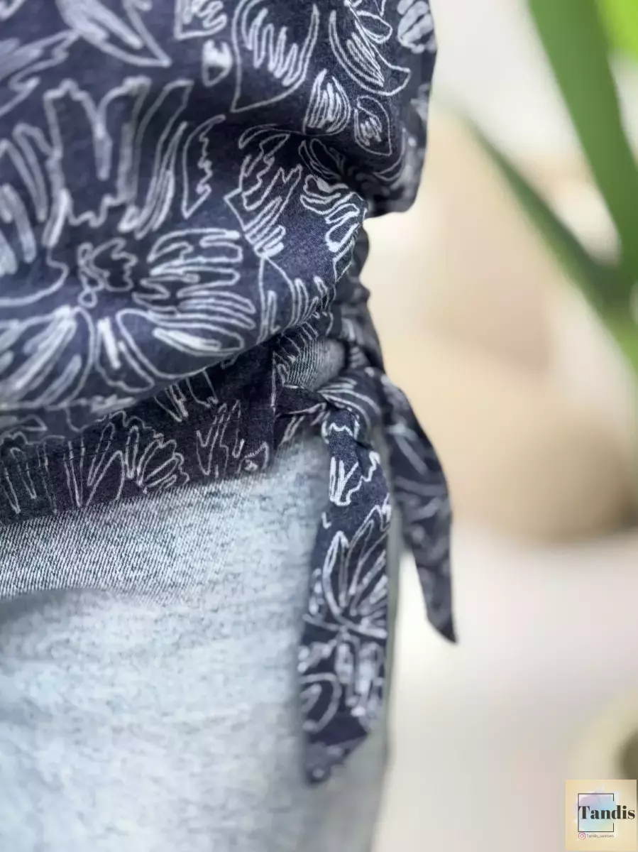 تیشرت سرمه ای طرحدار سیسیل