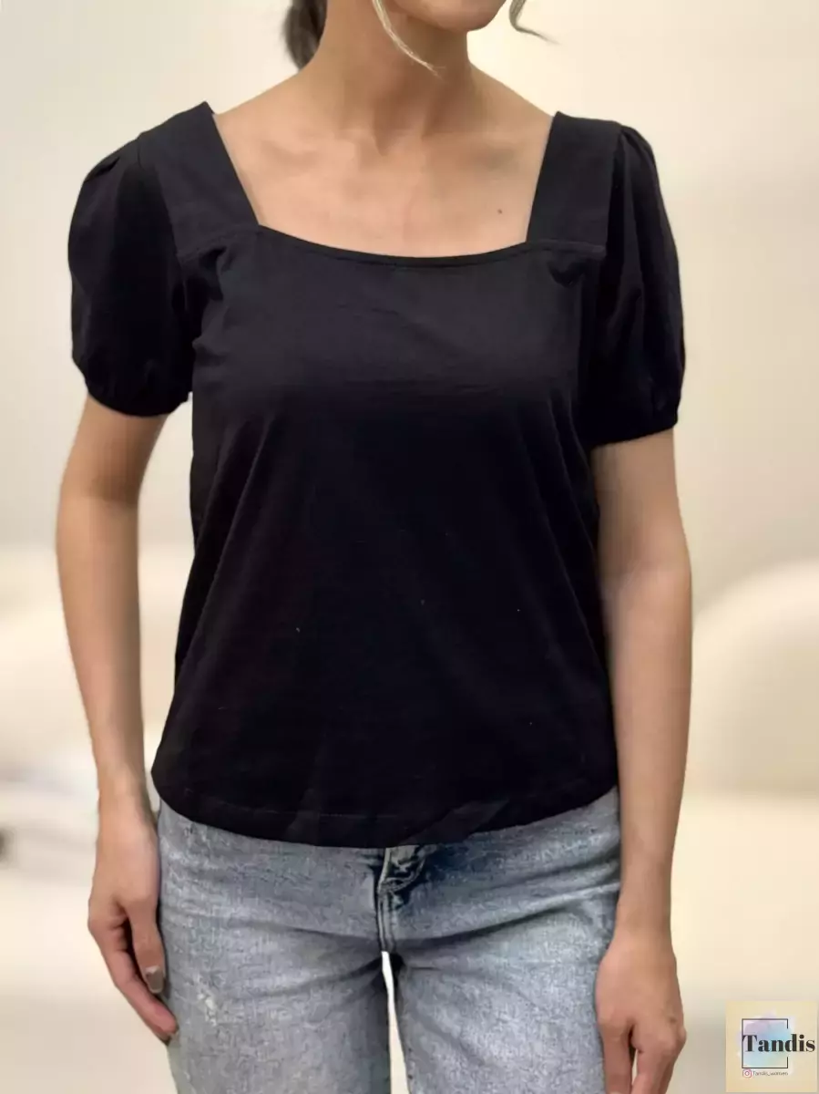 تیشرت یقه خشتی آستین کشی