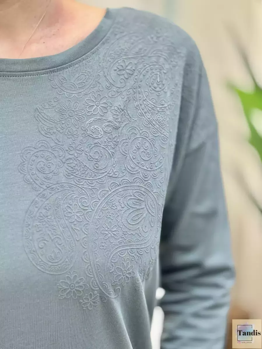 بلوز طرح برجسته موناری