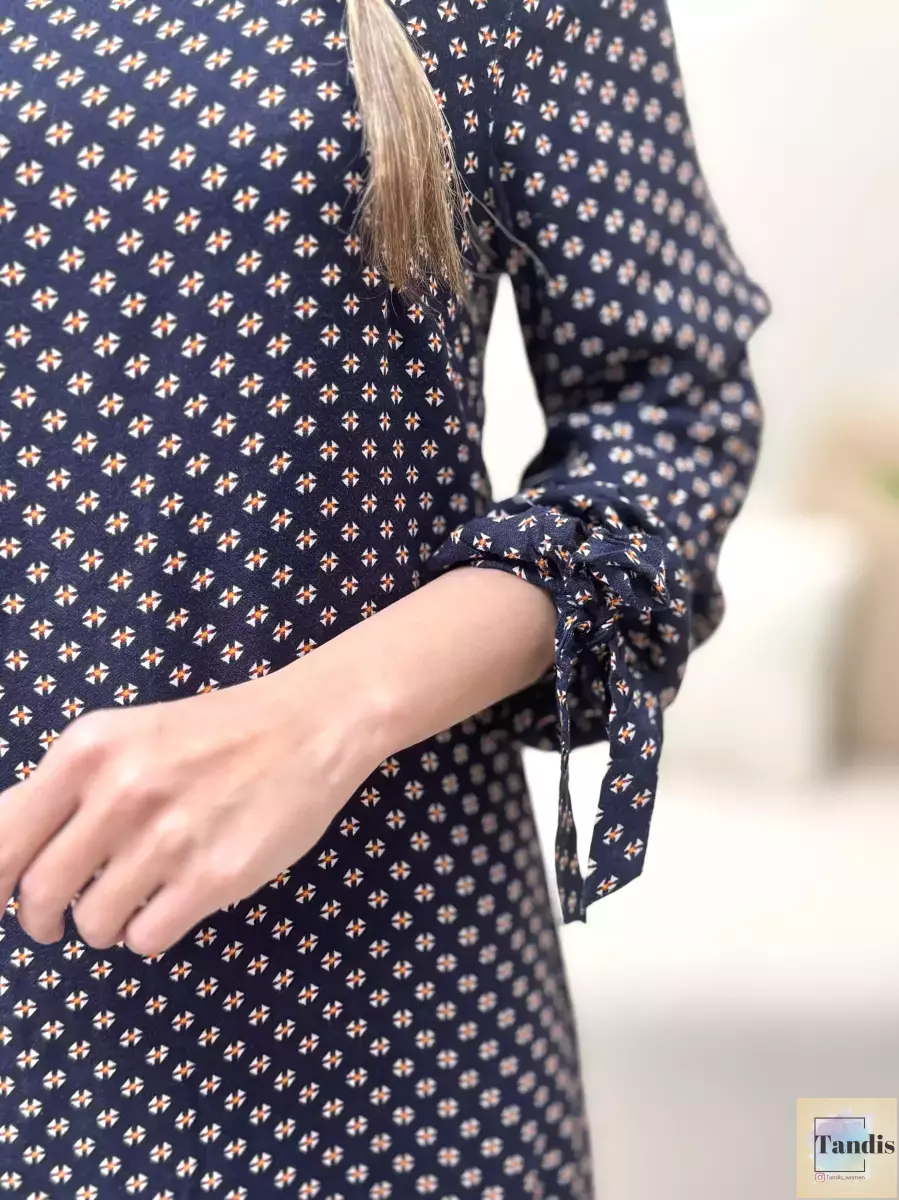 پیراهن سرمه ای طرحدار