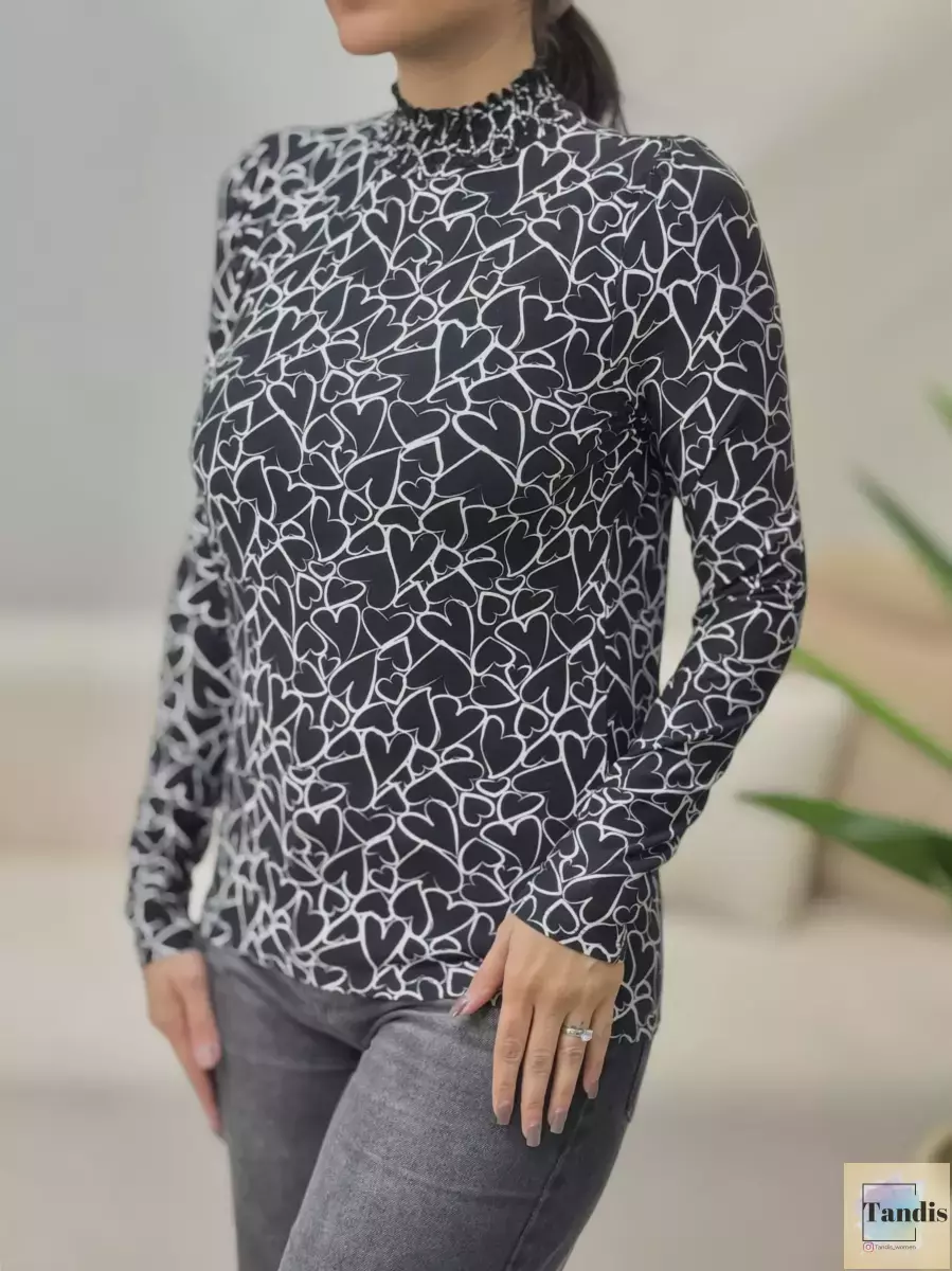 بلوز طرح قلب ال سی