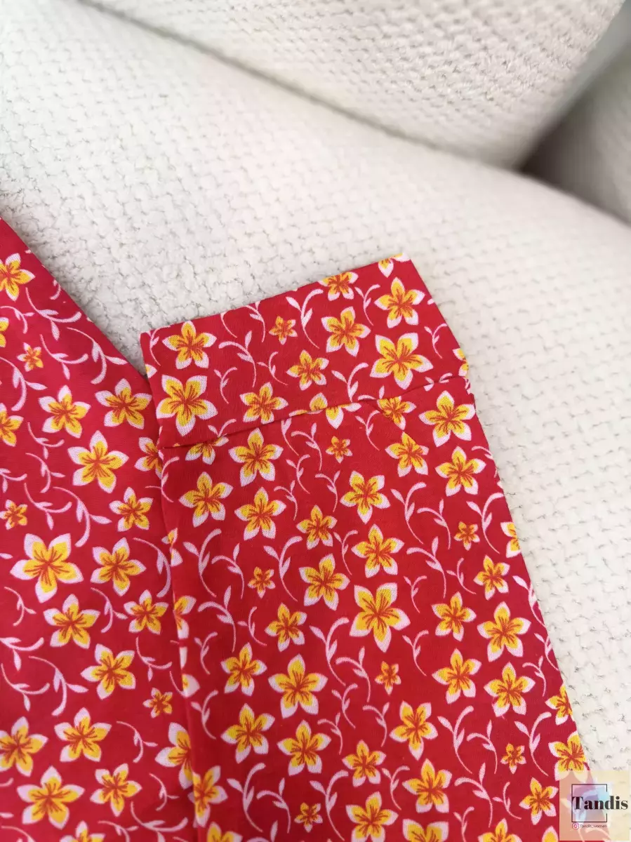 شلوار راحتی قرمز گلدار