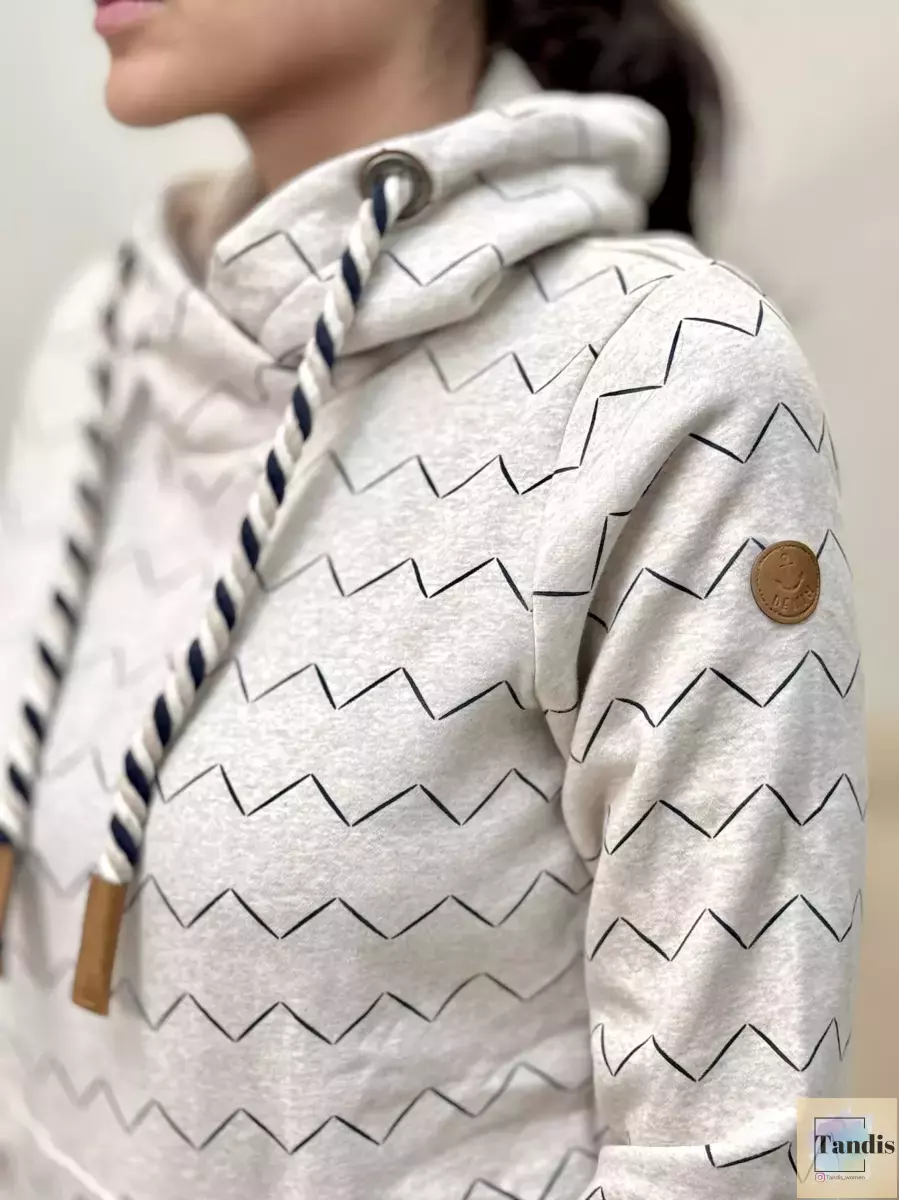 هودی طرح دار GINAکرم طرح دار