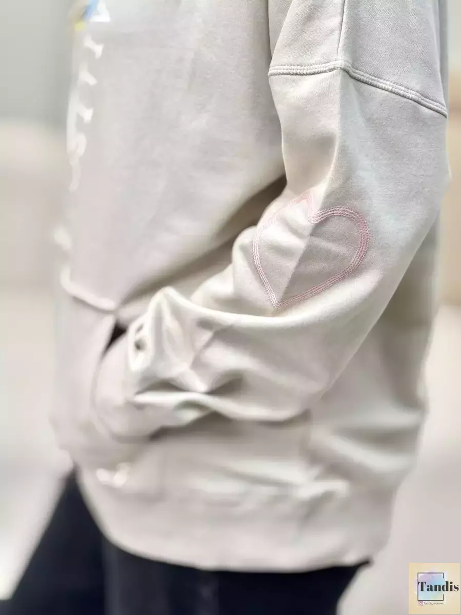 هودی کرم طرح دار