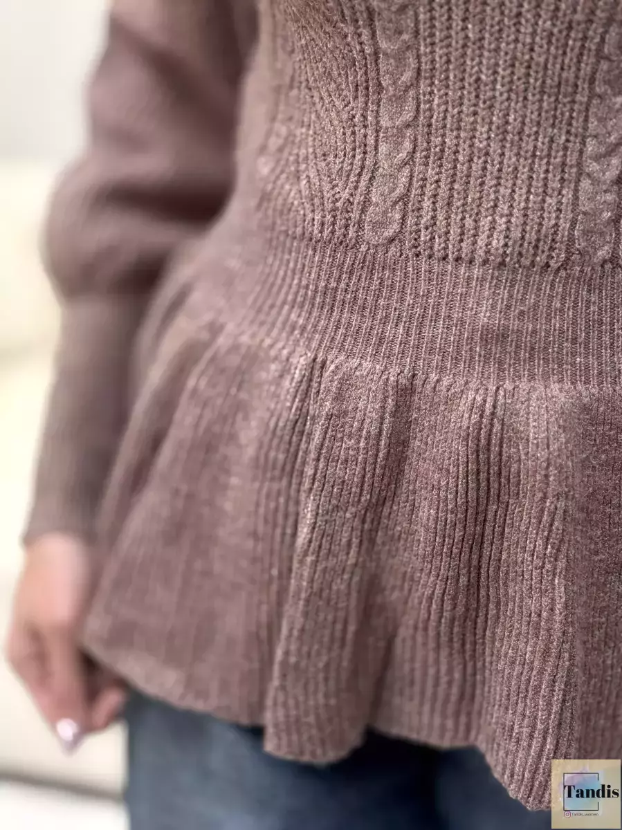 بافت عروسکی پایین چین دار