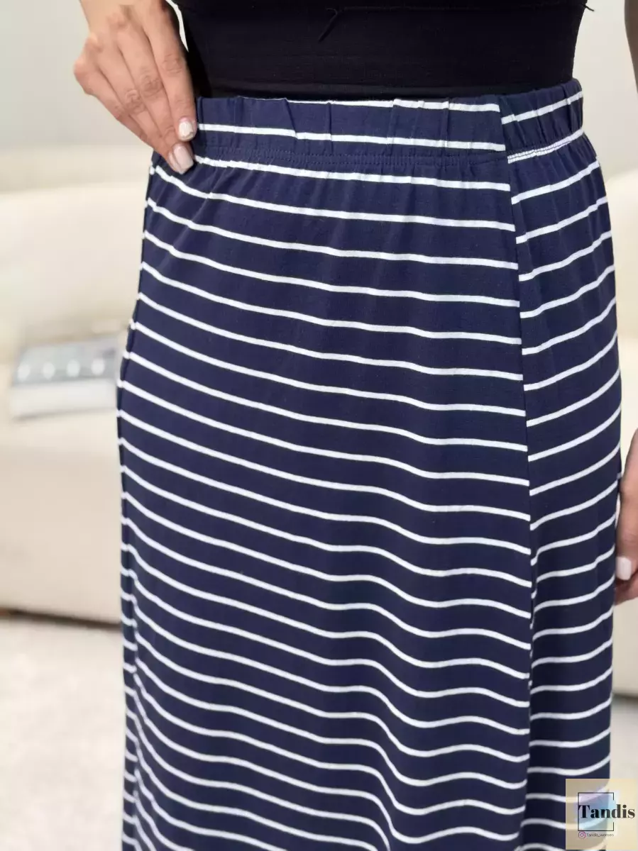 دامن بلند چاک دار بلند