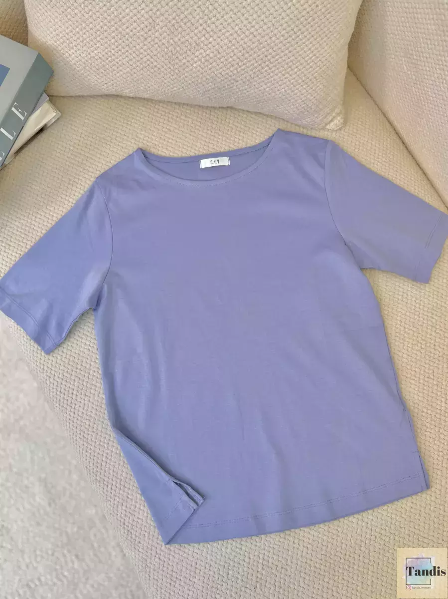 تیشرت a.v.v(آبی-هلویی-مشکی)