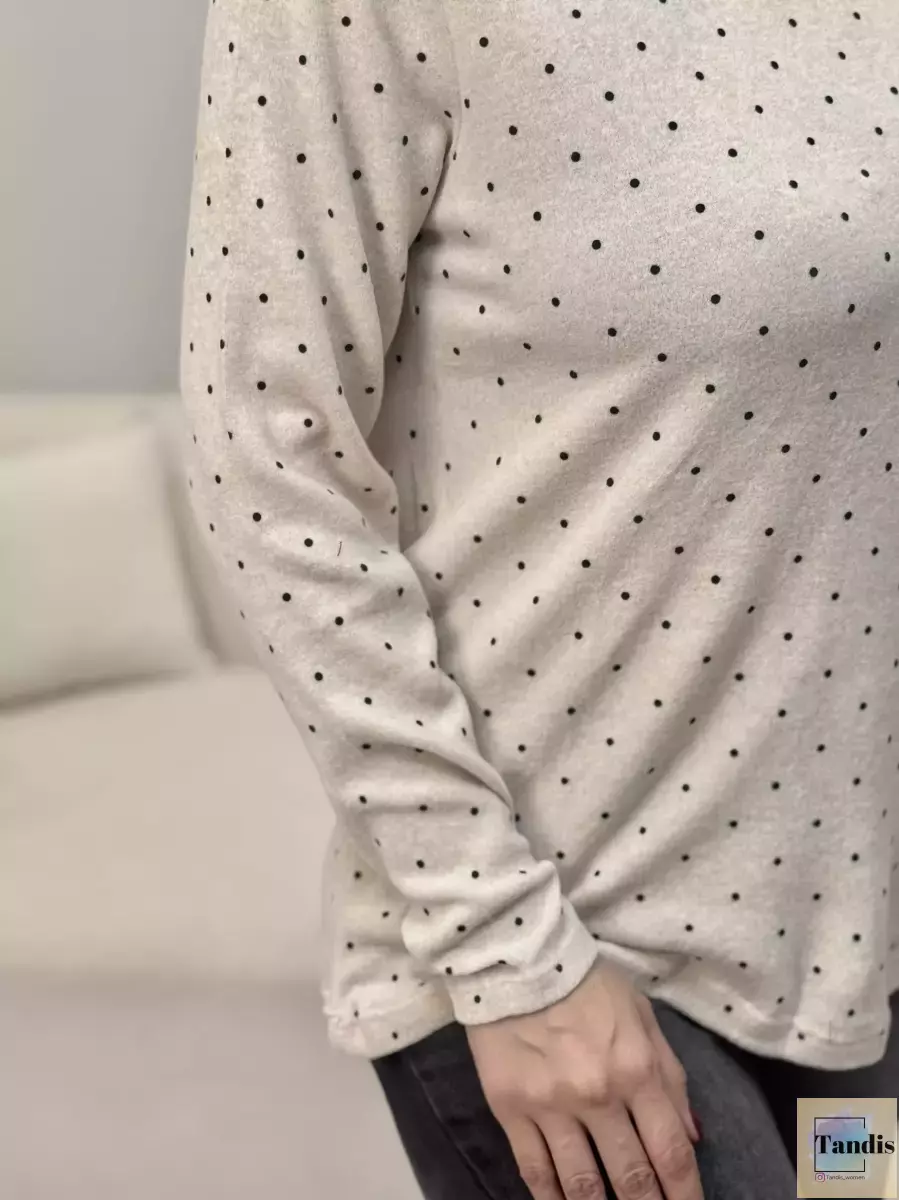 بلوز موهر خال دار n.c(کرم-زرشکی)