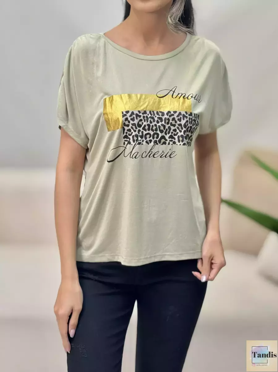 تیشرت سرشانه چین دار چاپ پلنگی