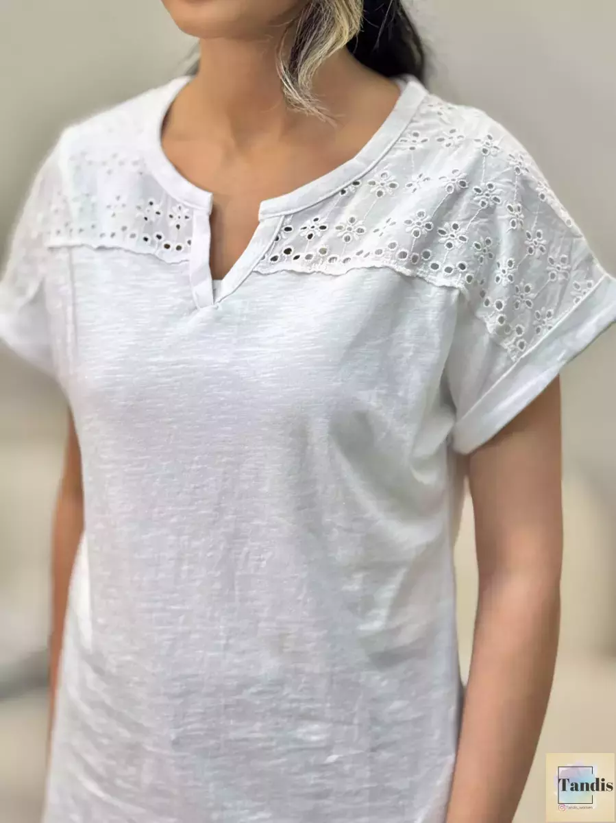 تیشرت یقه هفت خامه دوزی