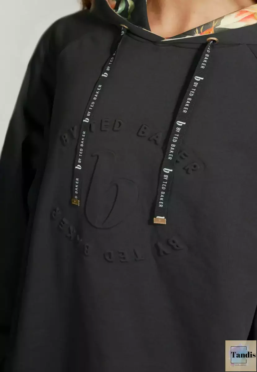 هودی بلند Tedy baker