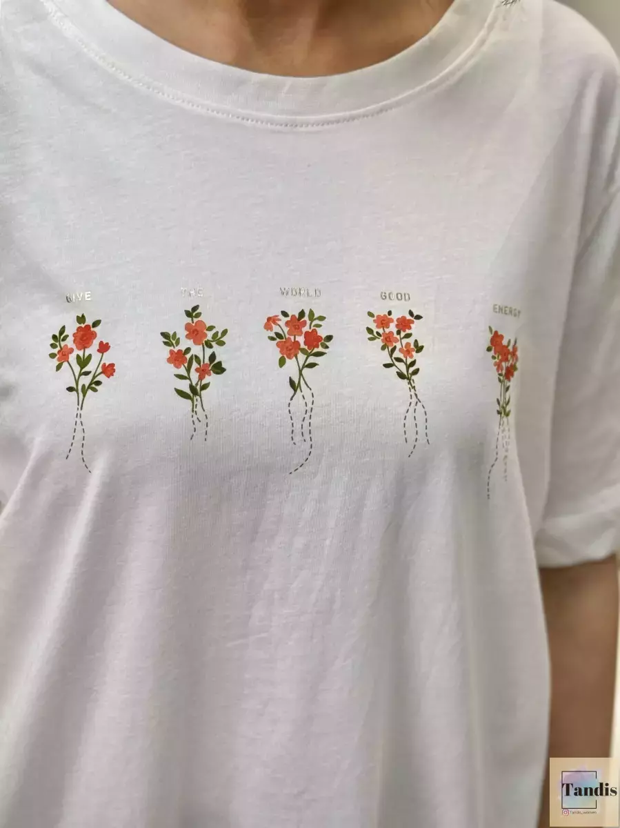 تیشرت طرح چند گل c&a