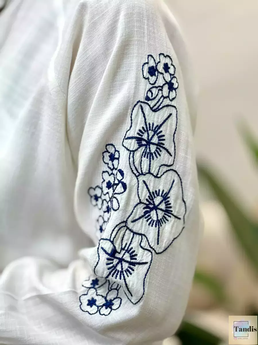 شومیز آستین بلند گلدوزی سرمه ای