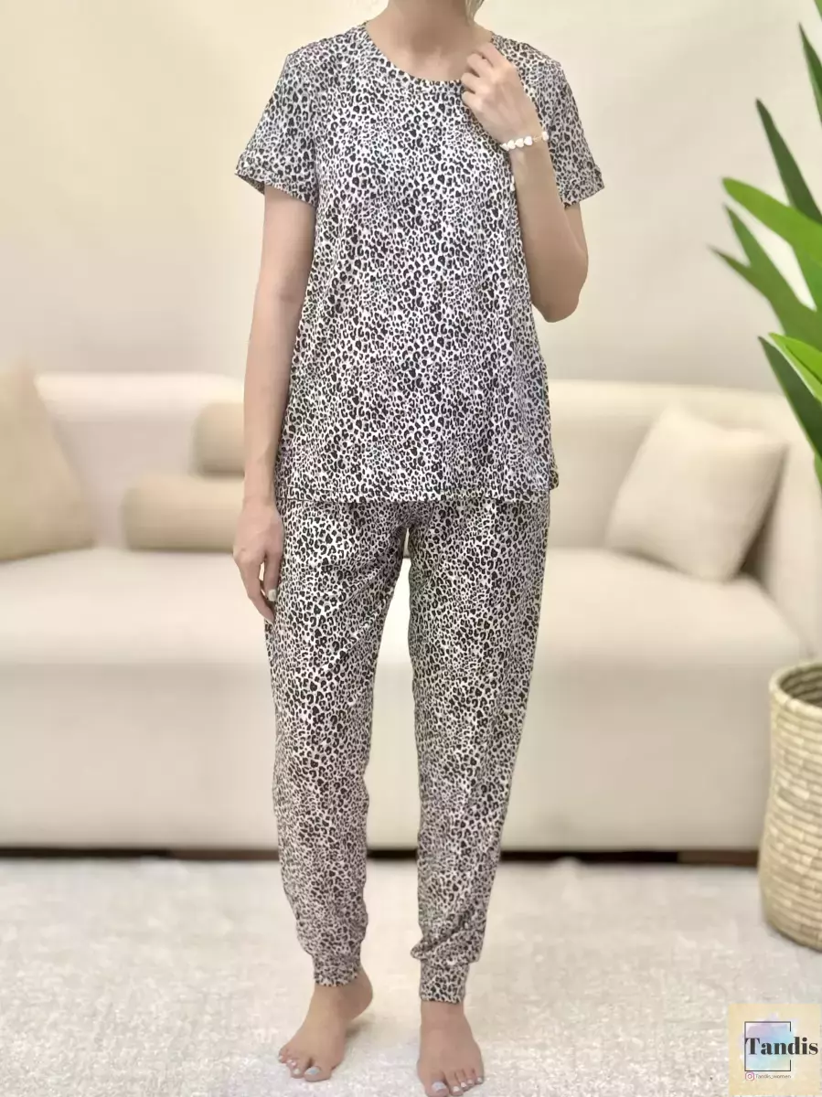 ست تیشرت و شلوار رنه روف (پنج طرح)