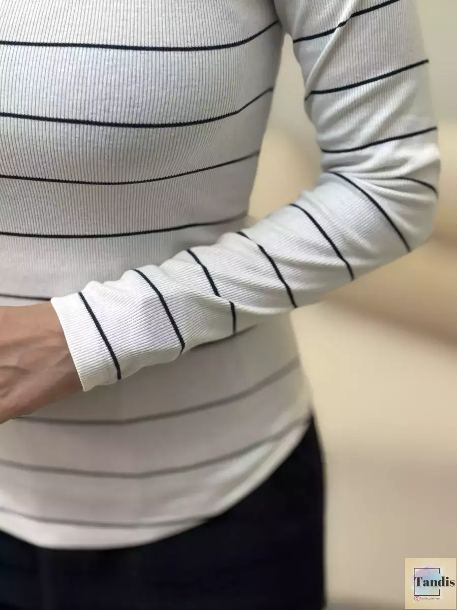 تیشرت آستین بلند جلو دکمه کبریتی