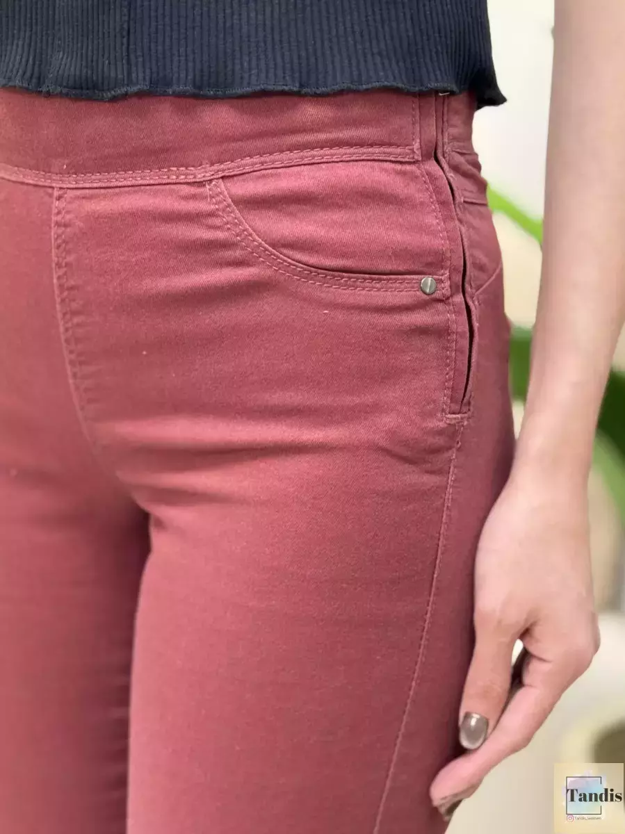 شلوار جین زرشکی