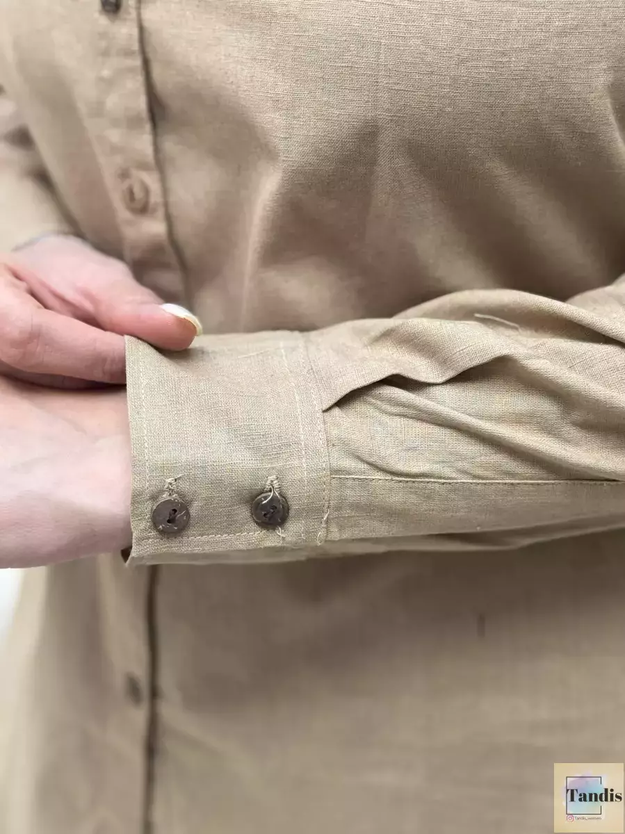 شومیزکرم یقه دیپلمات